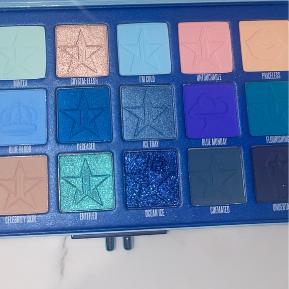 Blue blood eye shadow palette by Jeffree Starr - Picture 11 of 13